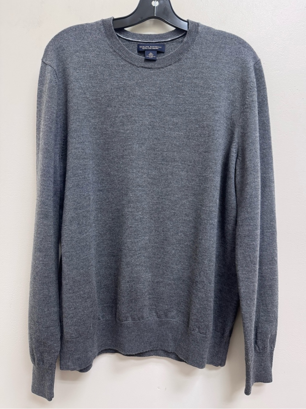 Men’s Banana Republic Sweater Extra Fine 100% Merino Wool XL Gray